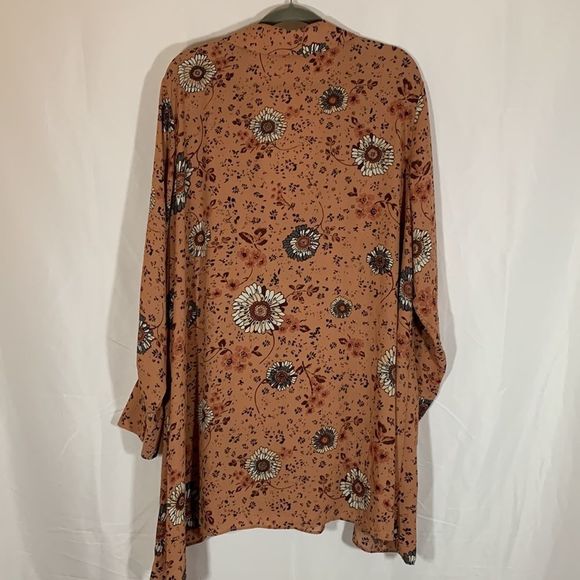 Addition Elle Floral Wrap Blouse in Brown and Black - Picture 9 of 11